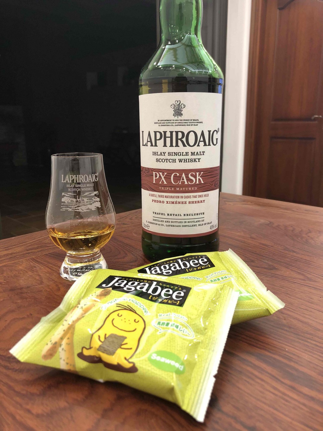 泥煤味之中，还是最爱laphroaig……