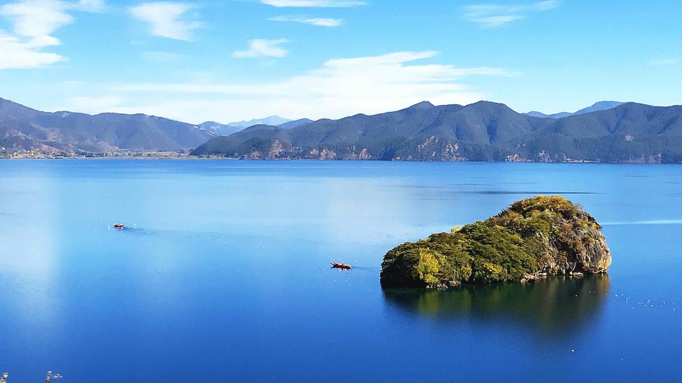 蓝色爱情海，泸沽湖（苹果7手机拍的）