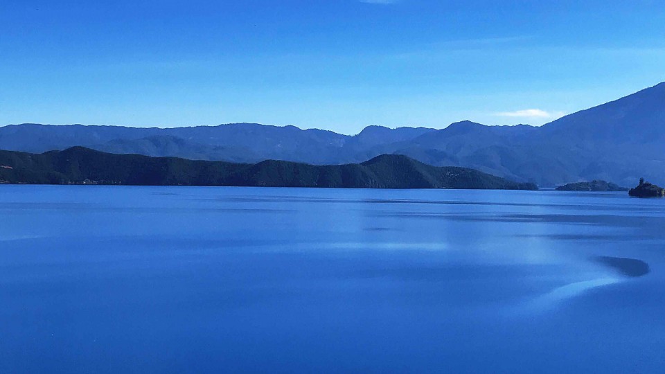 蓝色爱情海，泸沽湖（苹果7手机拍的）