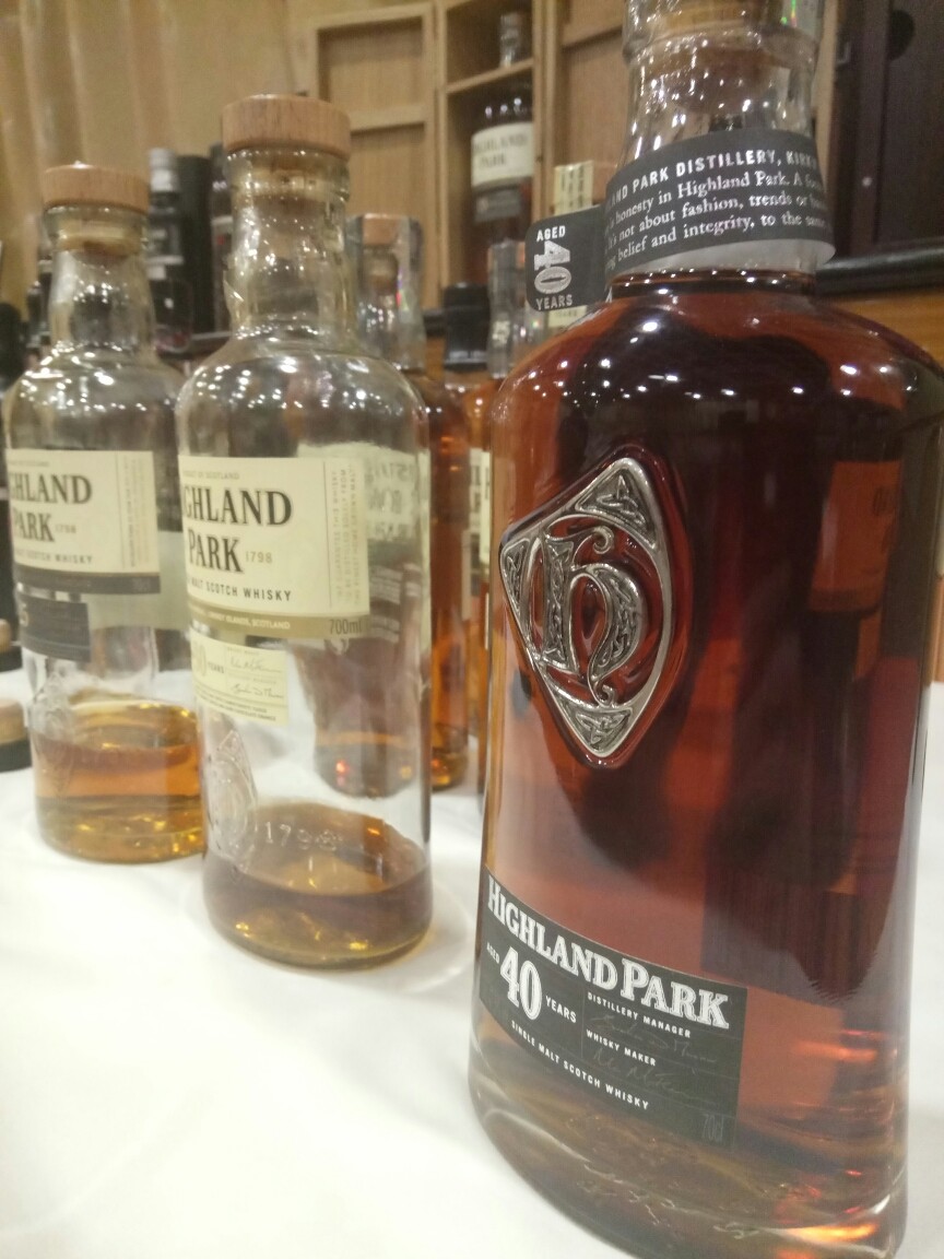 11月的Highland Park之夜，感谢邀请