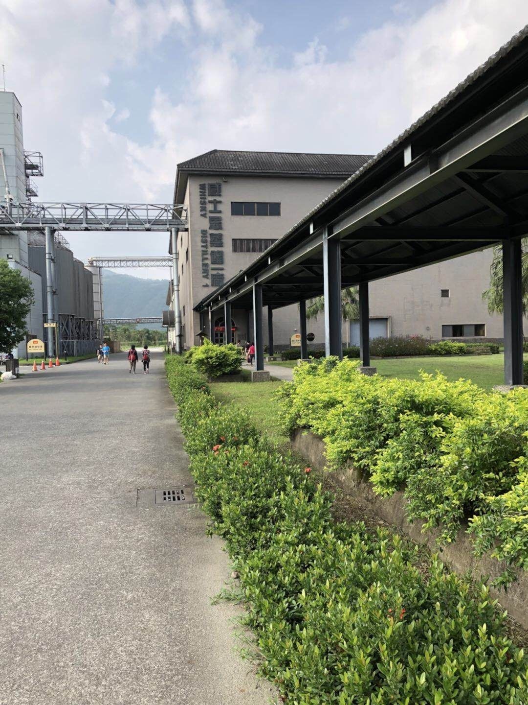 基友发图诱惑我😡