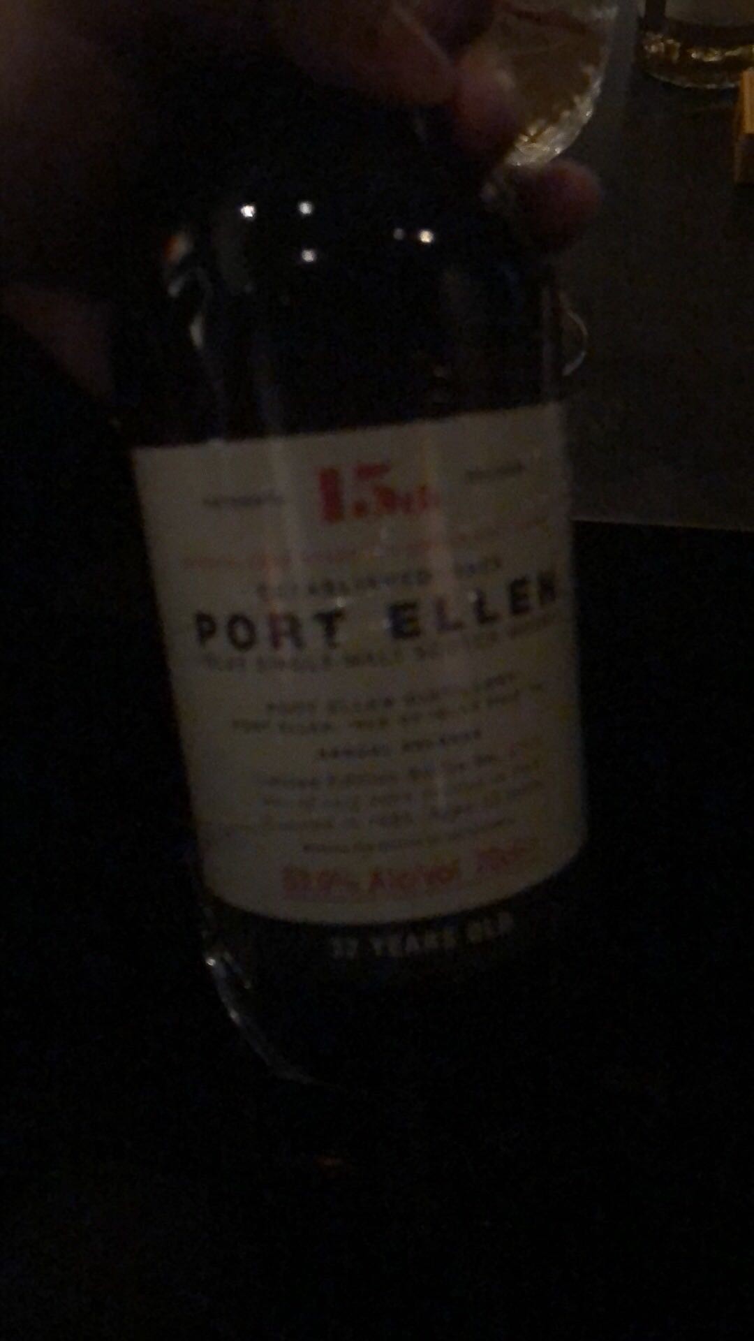 酒标终于搞定啦，庆祝下～