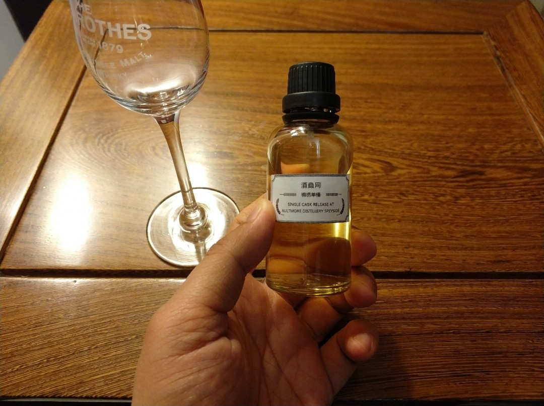 今晚试锦绣