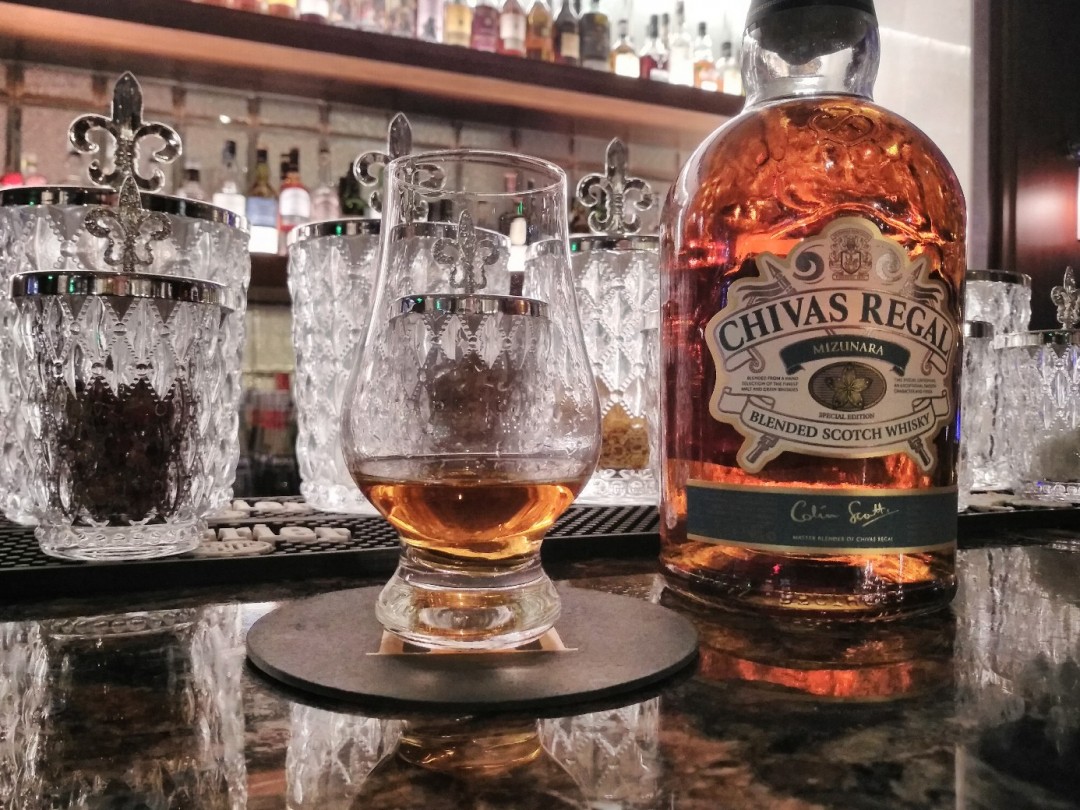 CHIVAS REGAL 芝华士，水梄桶