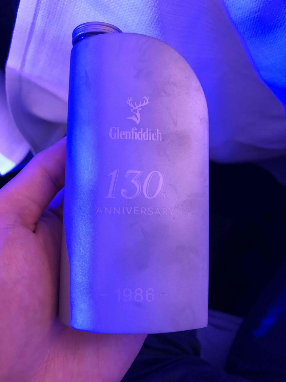 现场送的两个礼物，刚好满足我的需求。