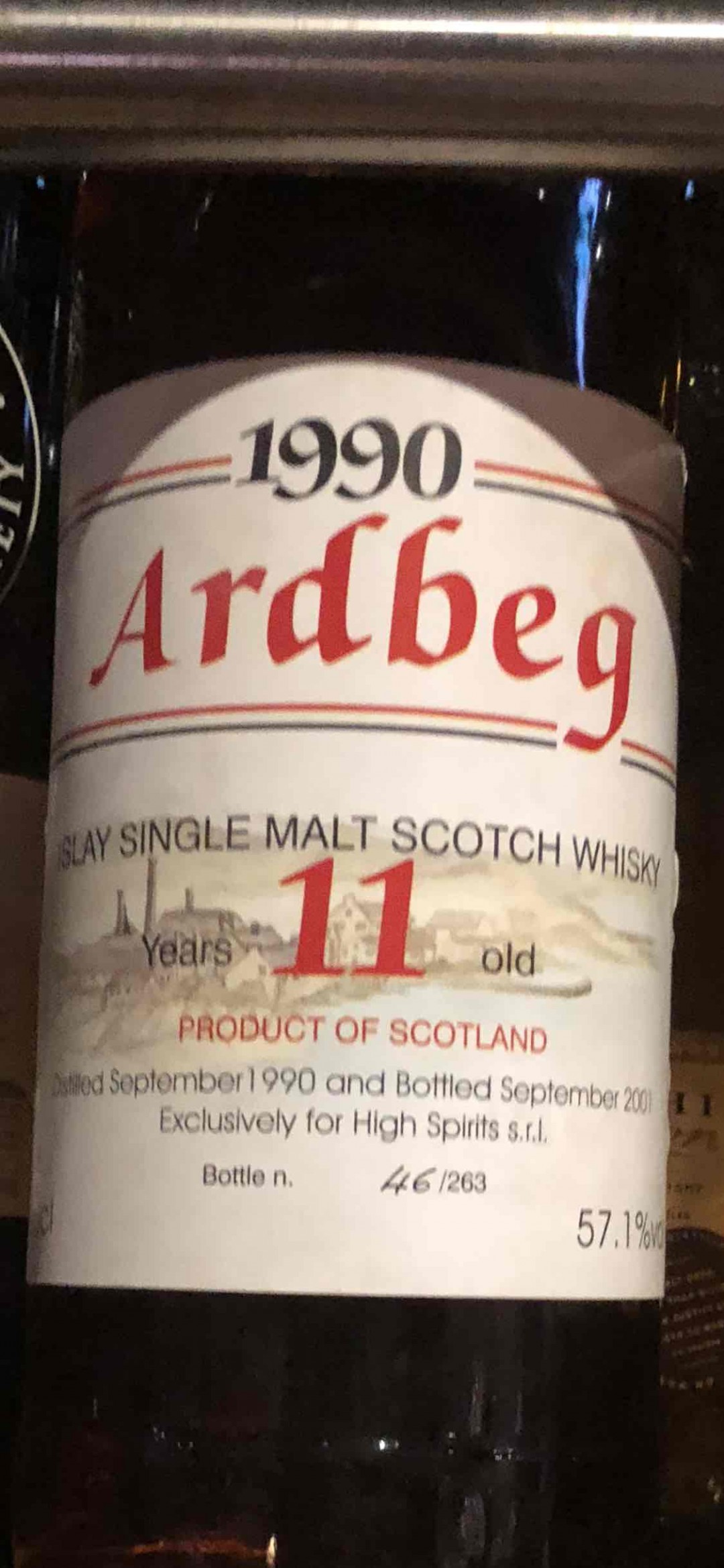 翻看些台灣洋酒店的照片，發現原來有枝很少見的Ardbeg，但上網找不到資料喔，請問有沒有大神們喝過？好喝嗎？謝謝喔