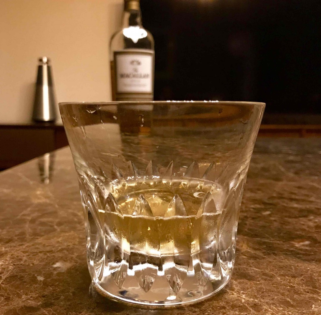 失手打掉一只巴卡拉<img src='https://sdata.whiskyworm.com/xcxpics/emoji_6.png' class='emoji' />