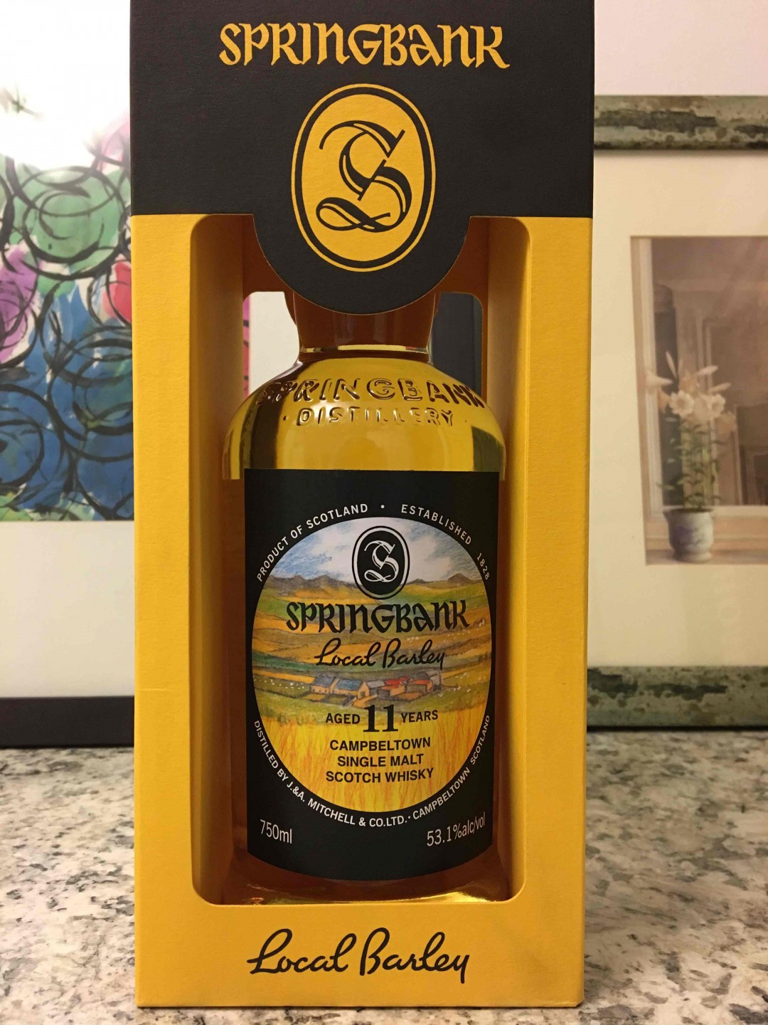 新年夜打算开这瓶。可惜16年已经买不到了。明年新出的就只是10年了<img src='https://sdata.whiskyworm.com/xcxpics/emoji_2.png' class='emoji' /> 香气：很恰到好的烟熏味，紧接着是淡淡的花香，还有水果的甜香 口感：很明显，是一款年轻的酒。大麦的甜味很明显，还有一点橘子香味。 余味：很长很长的奶油味<img src='https://sdata.whiskyworm.com/xcxpics/emoji_14.png' class='emoji' />