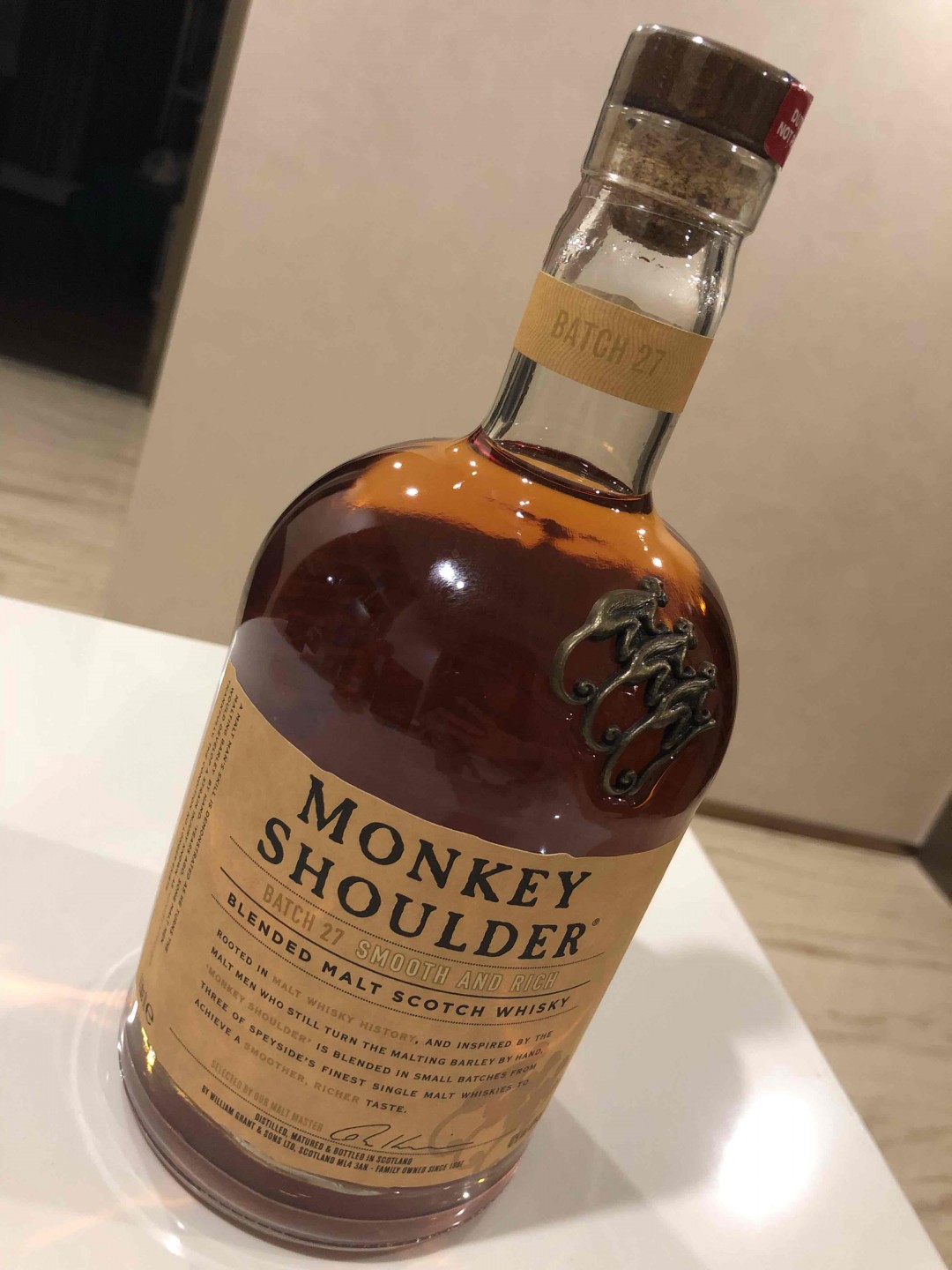 有个旅游为我背酒的朋友系列一