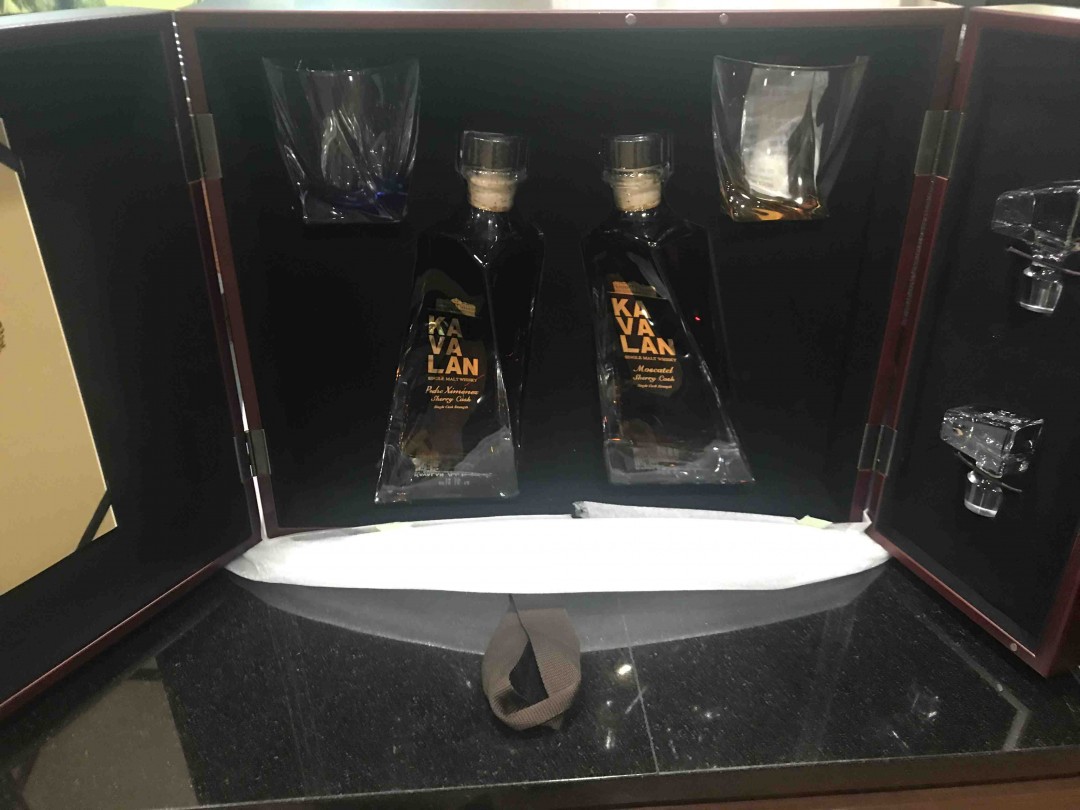 今日又忍不住了<img src='https://sdata.whiskyworm.com/xcxpics/emoji_36.png' class='emoji' /><img src='https://sdata.whiskyworm.com/xcxpics/emoji_36.png' class='emoji' /><img src='https://sdata.whiskyworm.com/xcxpics/emoji_36.png' class='emoji' />