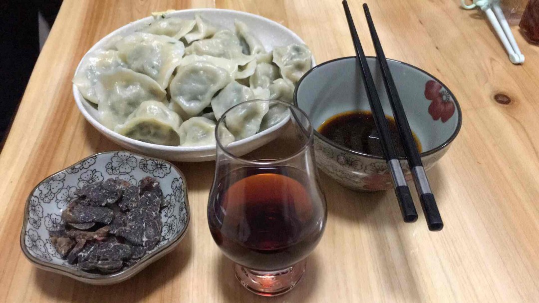 饺子就酒，越喝越勇<img src='https://sdata.whiskyworm.com/xcxpics/emoji_52.png' class='emoji' />