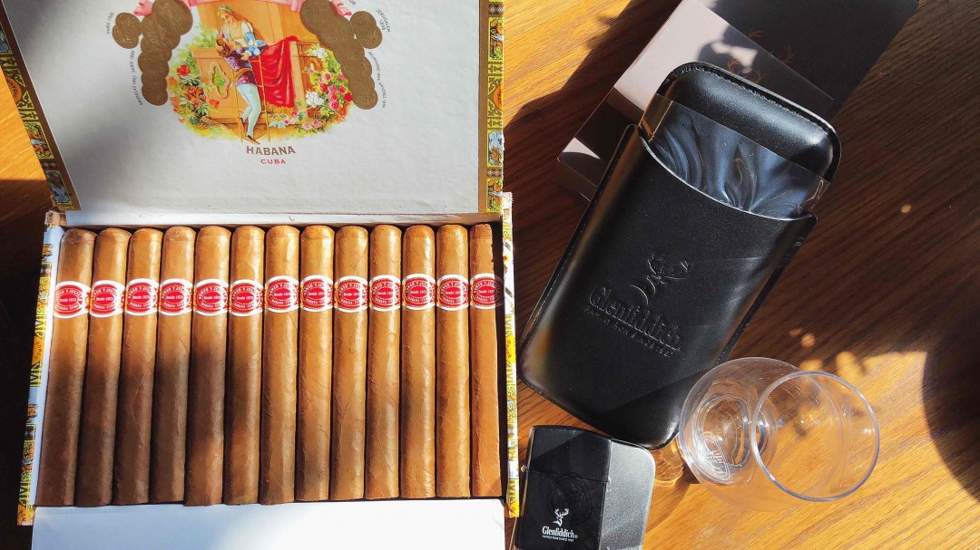 一个赠品挖的坑…