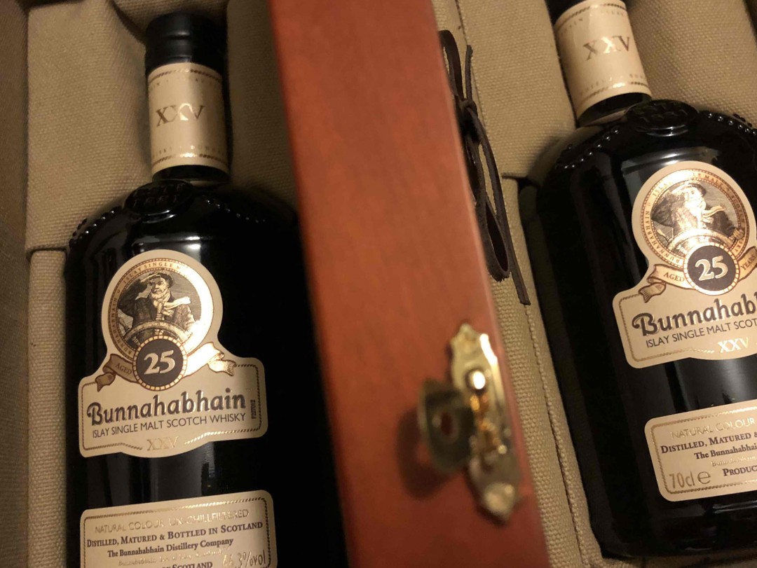 剛剛經過酒鋪看到，想起這支奶油味的香 甜，而且帶濃郁的橡木香味，就不禁帶了兩瓶回家了😍👍👍👍值得推薦的好酒