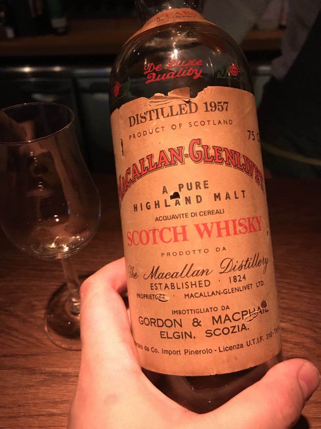 不知道是运气好还是不好，一开始喝威士忌就喝这些，但是真的忘记味道了；现在多看酒虫网酒评，多体会，开了瓶酒虫网的springbank cask strength，是自己喜欢的味道。