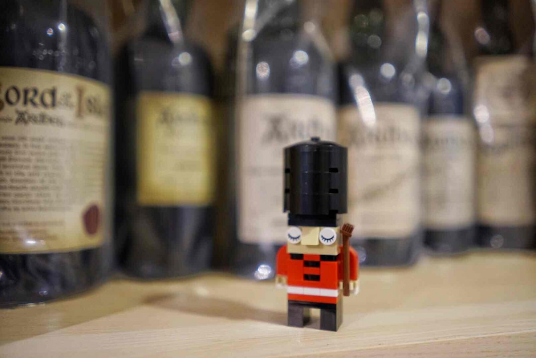 ardbeg白标算是差不多凑齐了