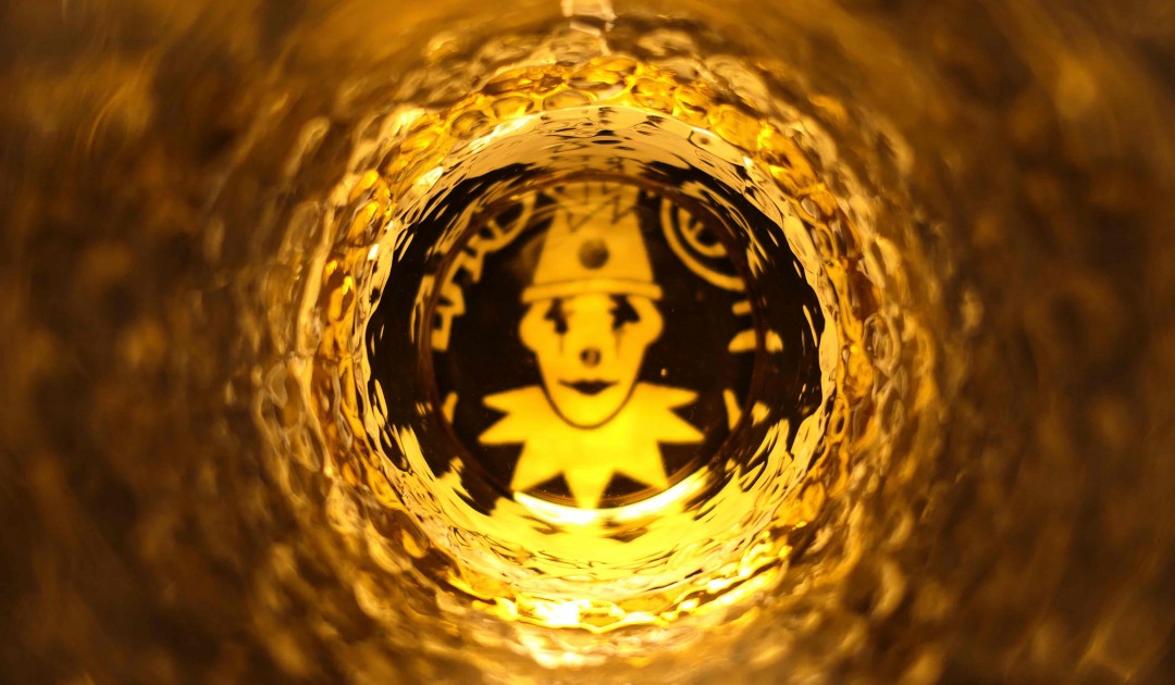 赐我梦境还赐我很快就清醒 看我疯狂还看我风趣又端庄