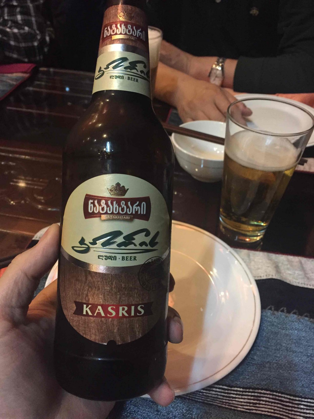 最有意思的还是格鲁吉亚威士忌Jimsher ，桶是格鲁吉亚独有的Saperavi Cask。