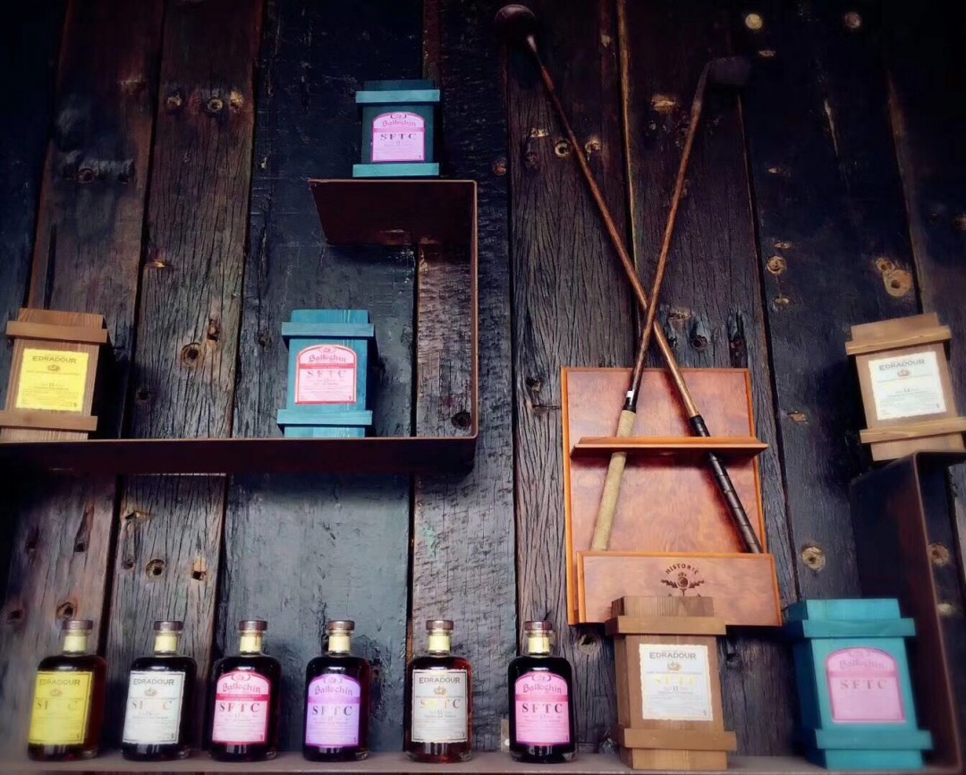 埃德拉多尔小矮人，不一样的葡萄酒桶陈酿会带来什么样的威士忌风味呢？