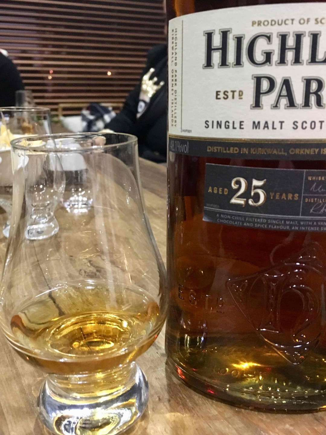 年前想换个口味，想要分享瓶的请留言<img src='https://sdata.whiskyworm.com/xcxpics/emoji_13.png' class='emoji' />