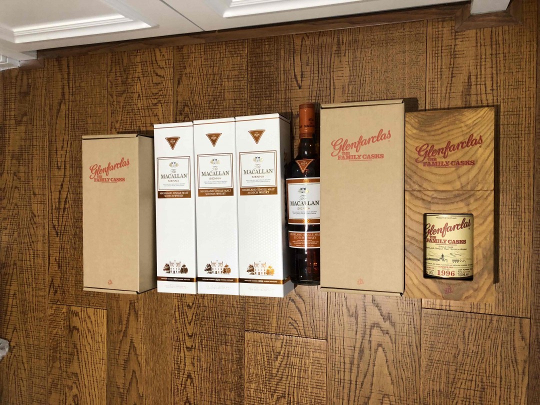 酒要两三瓶两三瓶的买，慢慢来