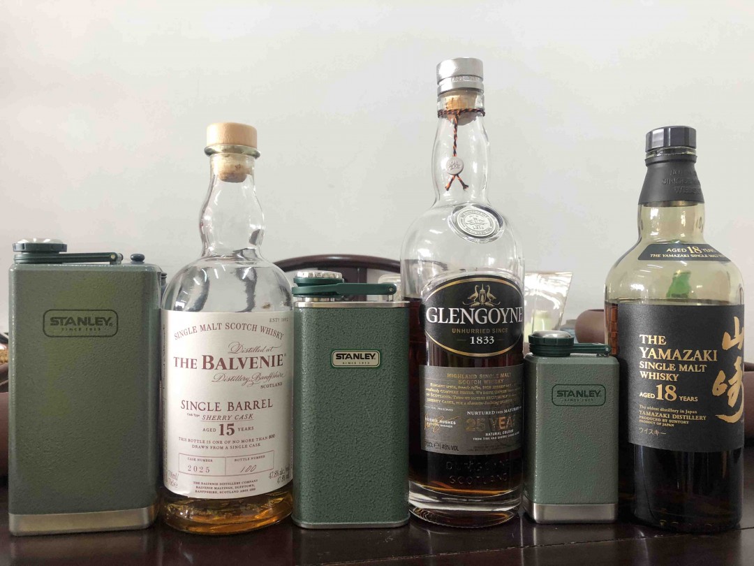 今天开酒开的爽，一下开了三瓶，新买的酒壶不错。三种大小配杯子套装。可以带出去浪了。哈哈<img src='https://sdata.whiskyworm.com/xcxpics/emoji_83.png' class='emoji' /><img src='https://sdata.whiskyworm.com/xcxpics/emoji_83.png' class='emoji' /><img src='https://sdata.whiskyworm.com/xcxpics/emoji_83.png' class='emoji' />喜欢的兄弟自己淘宝搜。