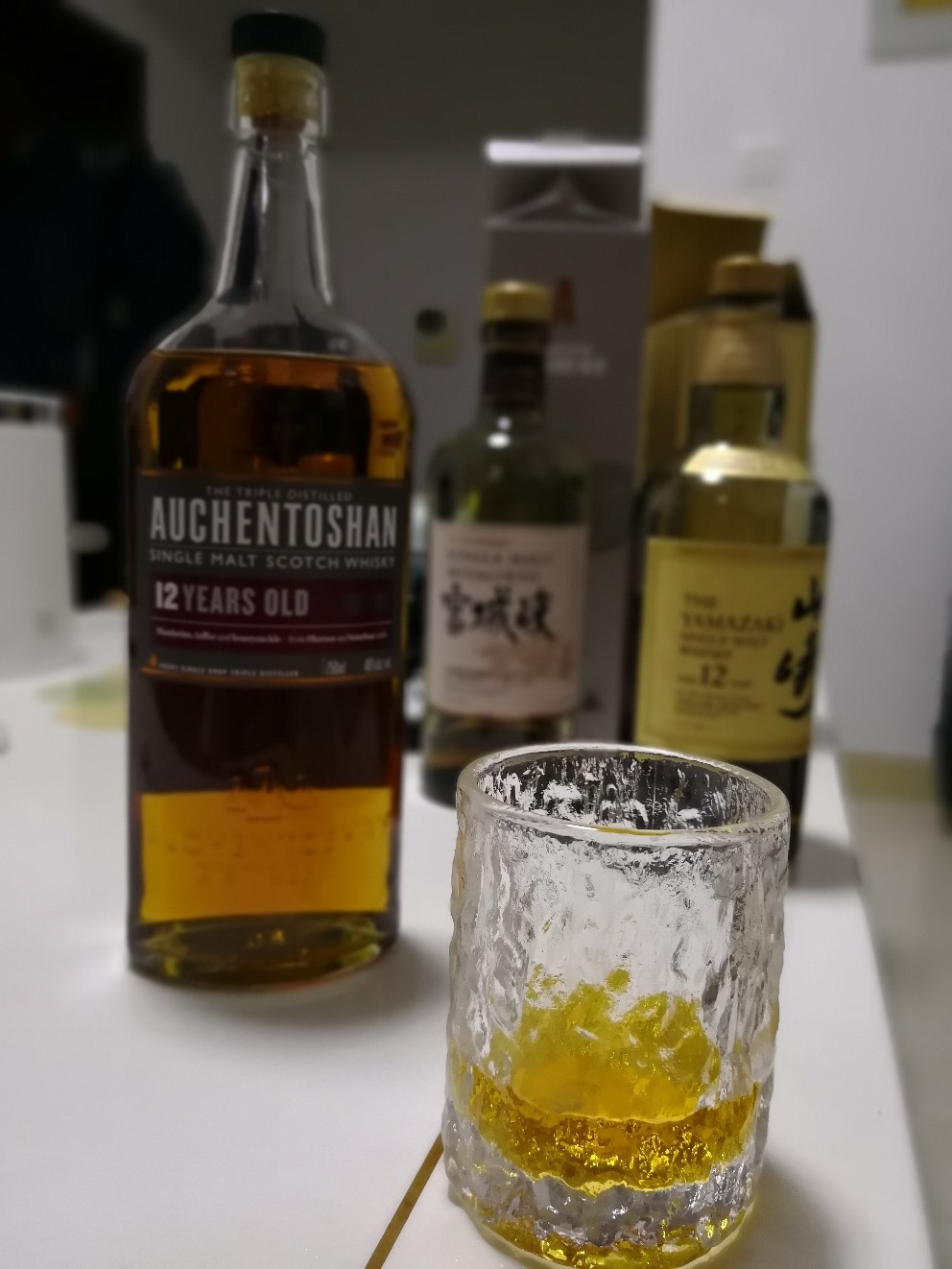 今天晚上三种酒对比着品