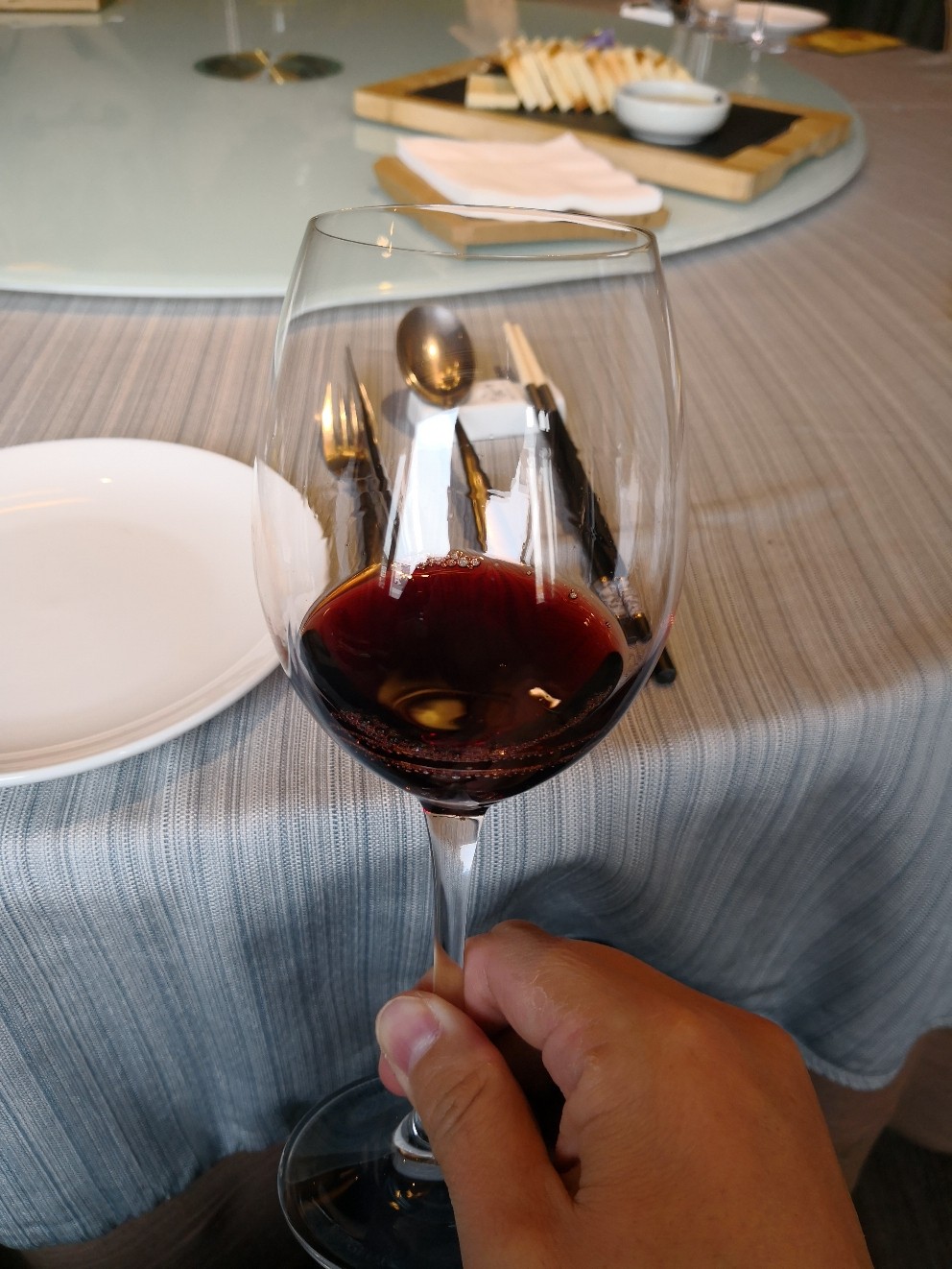 07年小拉菲，不是好年岁，但是也是非常棒的酒