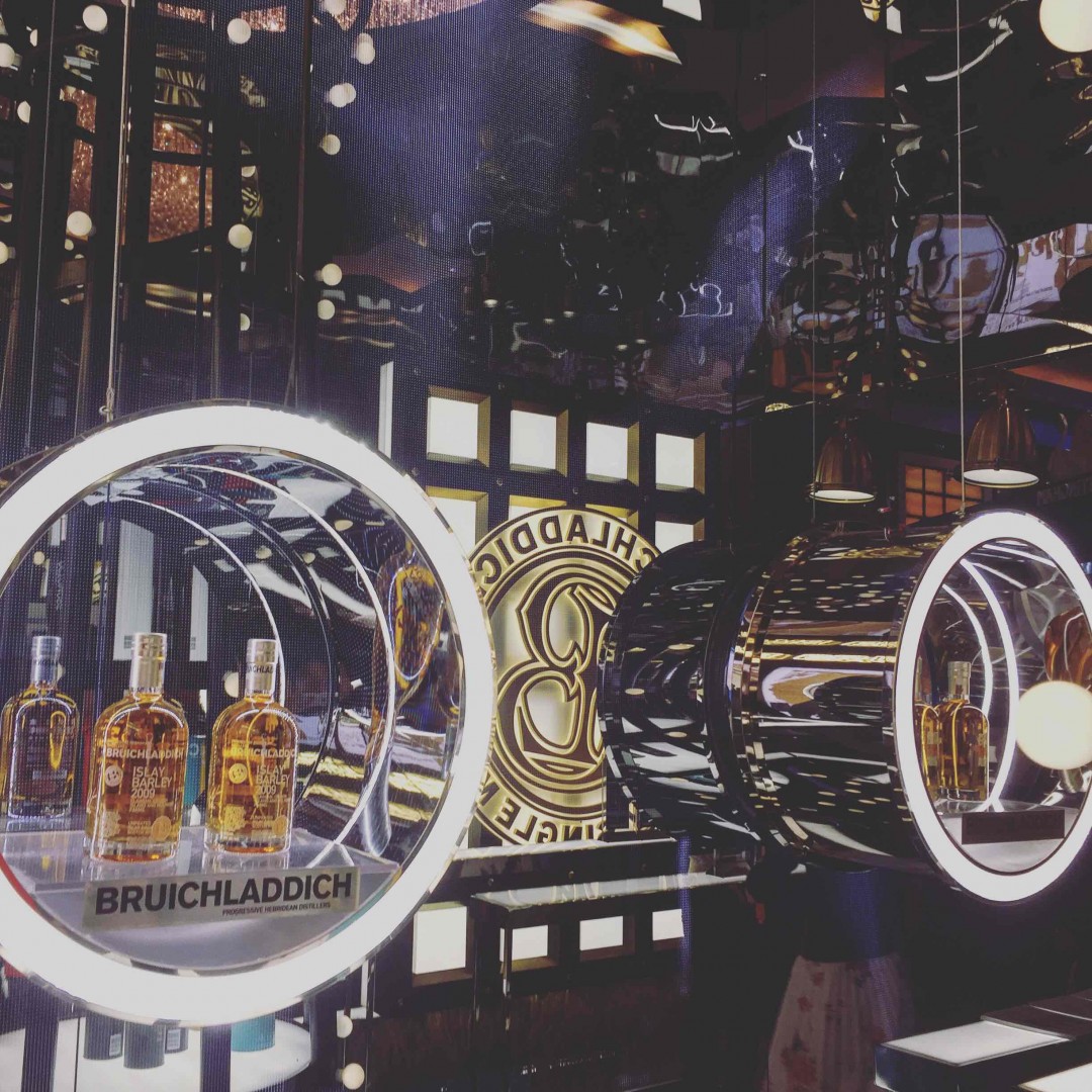 今年威士忌L喝到的还没上市的新版泥煤怪兽，有喜欢的吗？