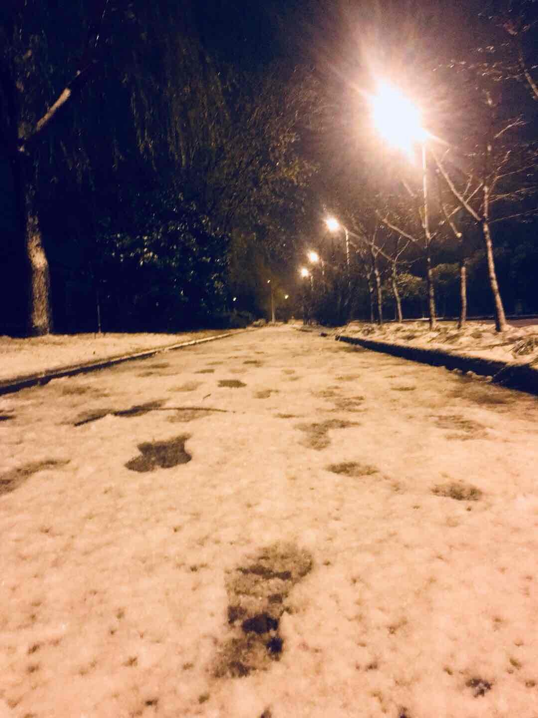 饮酒、赏雪、闲话聊佳人…
