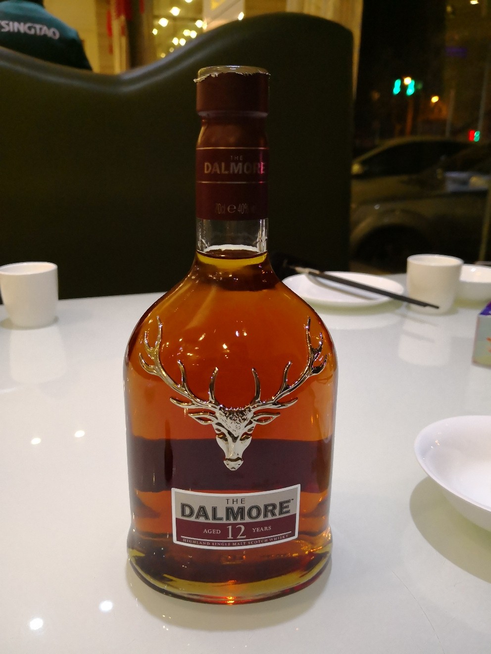 威士忌作证，上帝是爱我们的。