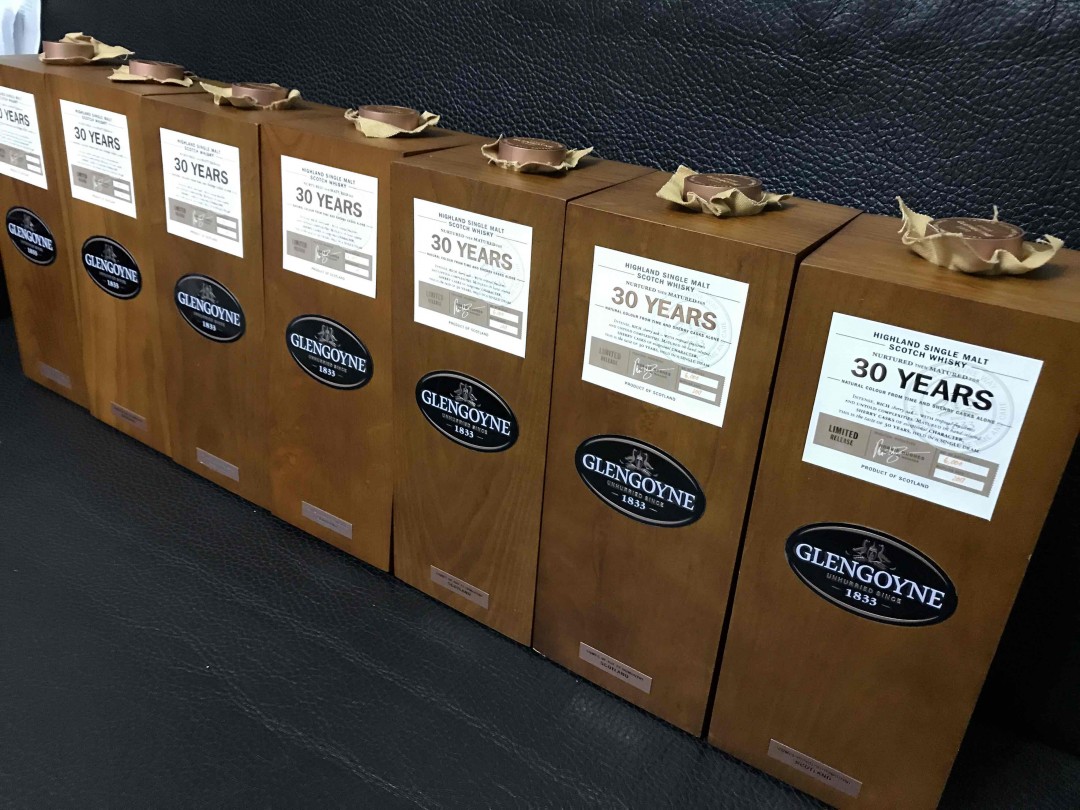 哥尼30的质感真的没话说，性价比也非高，对于同样是黄金大麦的M牌来说，哥尼30真的很值得拥有。 酒厂对于30年的包装设计很给力， 酒精度46.8也有诚意。 拿到手后才知感受。分享给各位