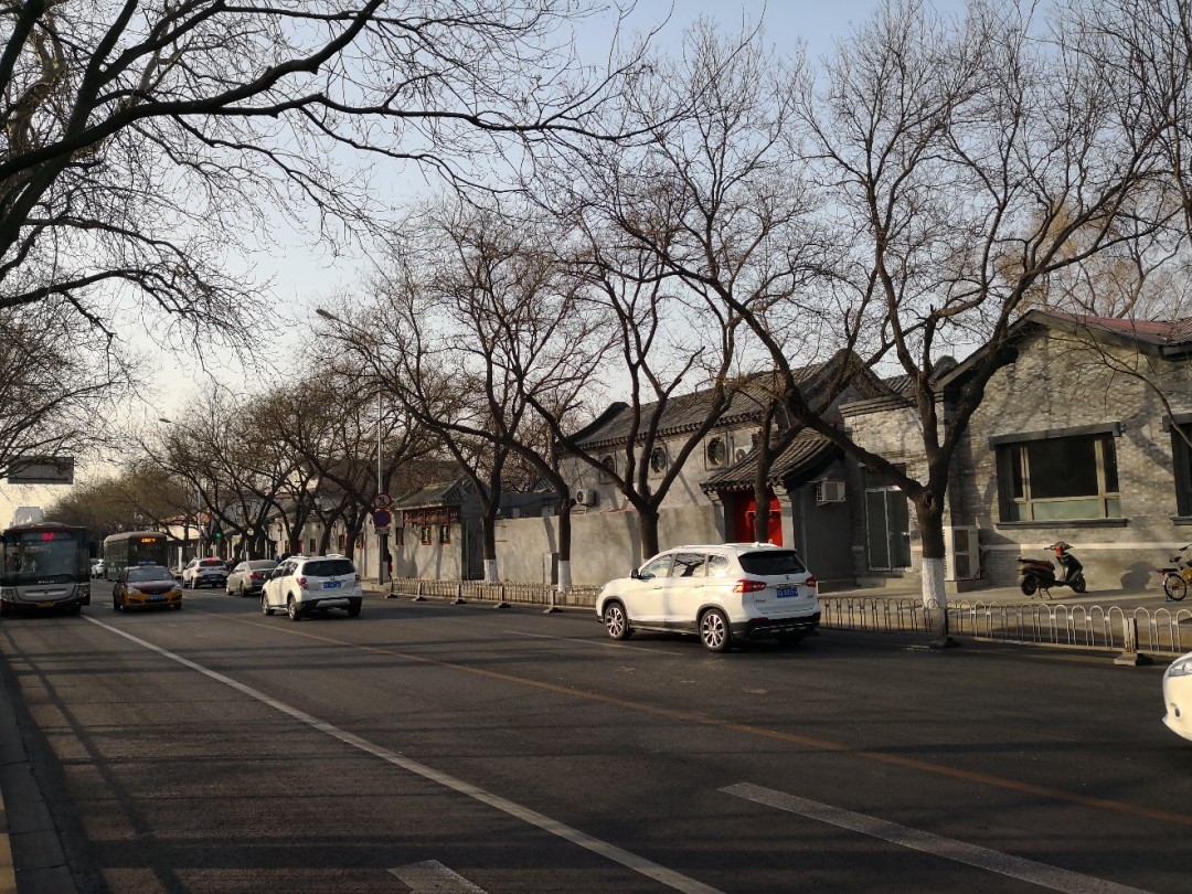 北京的冬天，去喝了杯啤酒。