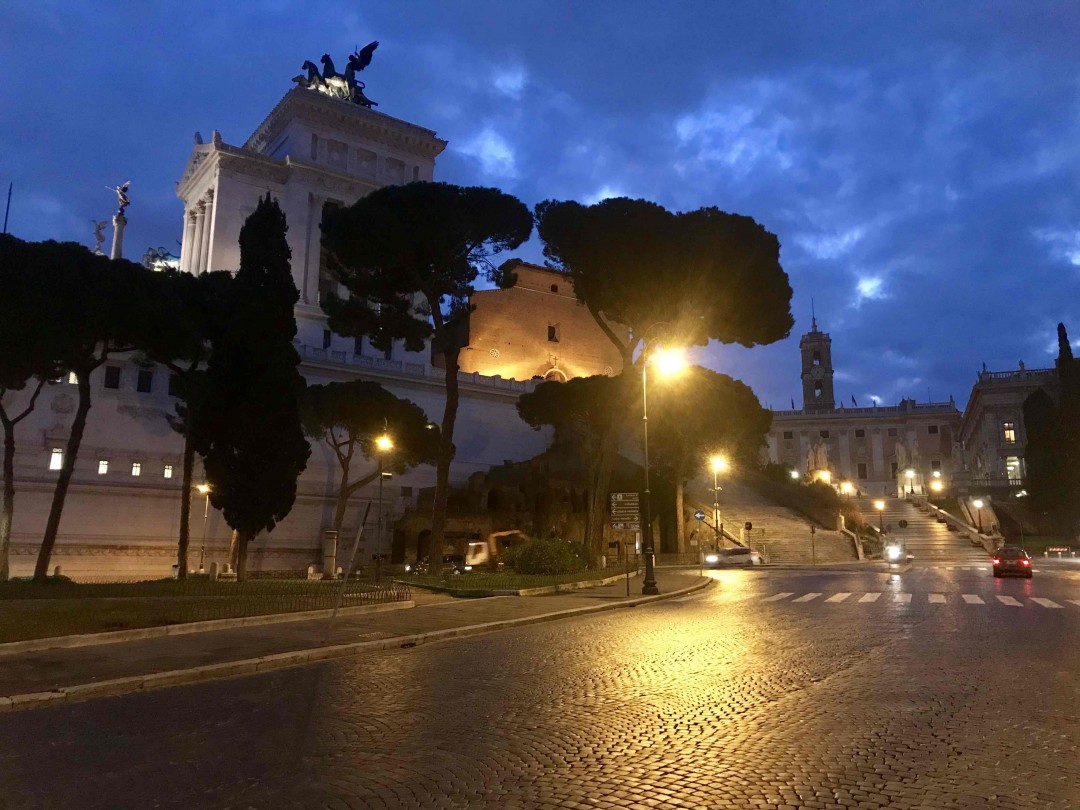 意大利🇮🇹该买什么酒？🥃<img src='https://sdata.whiskyworm.com/xcxpics/emoji_33.png' class='emoji' />