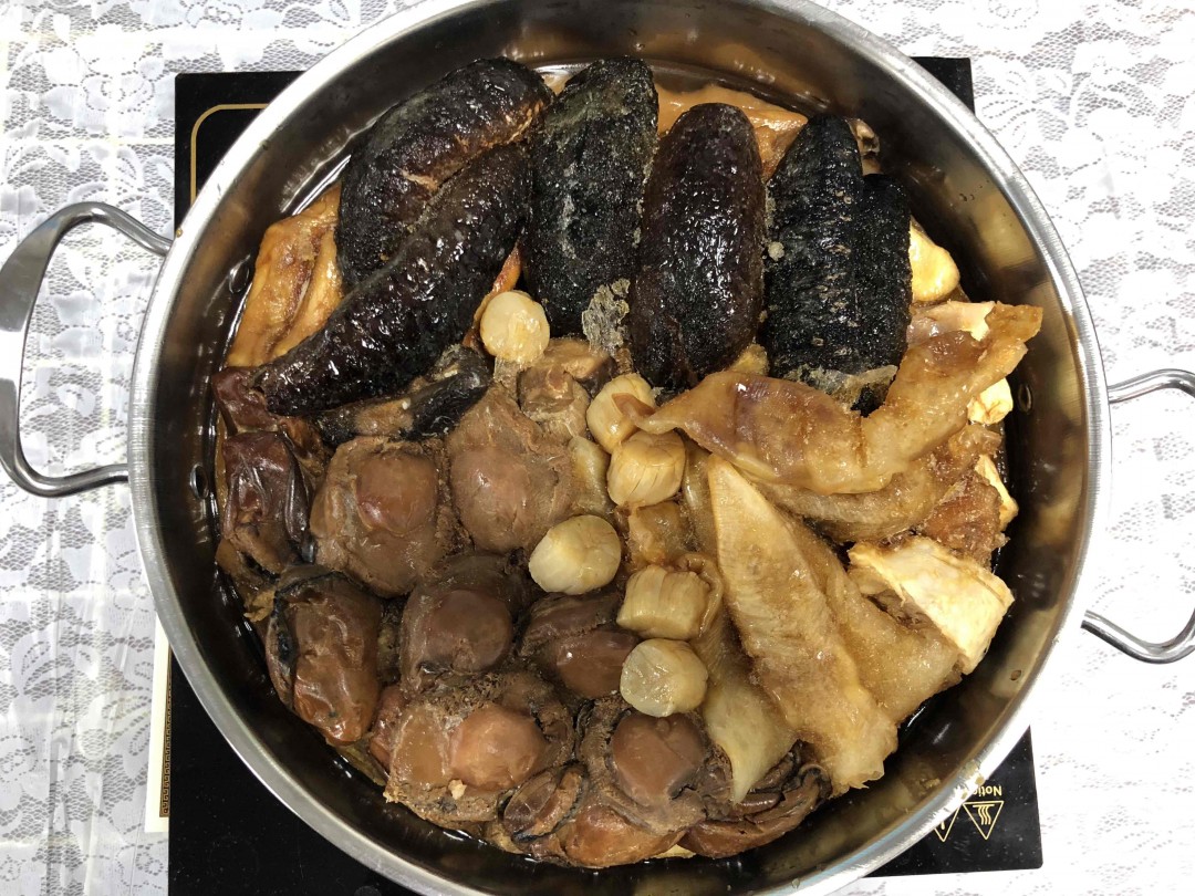 朋友做的大盆菜产品，送我免费吃。