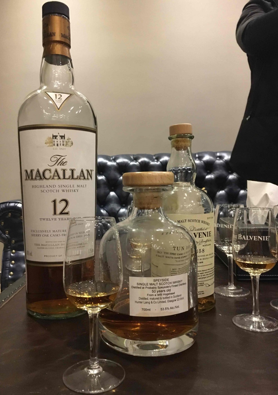 大家好，我是威士忌菜菜鸟，这是我的第一个帖子<img src='https://sdata.whiskyworm.com/xcxpics/emoji_21.png' class='emoji' />，请多指教！今天喝了50年老酒，已经被迷倒了<img src='https://sdata.whiskyworm.com/xcxpics/emoji_13.png' class='emoji' />