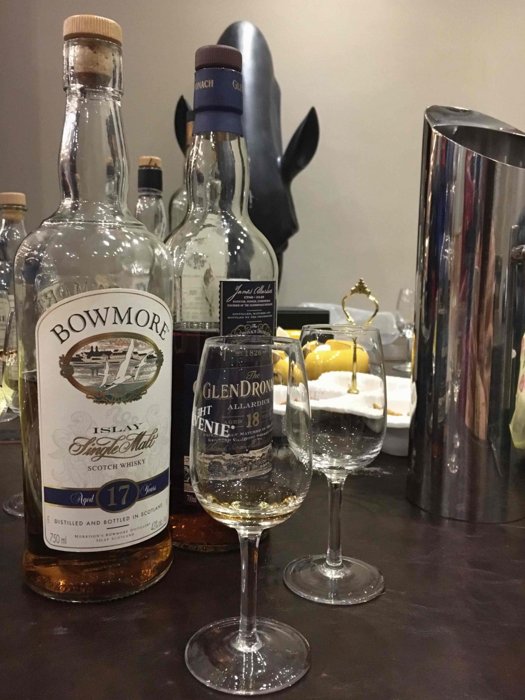 大家好，我是威士忌菜菜鸟，这是我的第一个帖子<img src='https://sdata.whiskyworm.com/xcxpics/emoji_21.png' class='emoji' />，请多指教！今天喝了50年老酒，已经被迷倒了<img src='https://sdata.whiskyworm.com/xcxpics/emoji_13.png' class='emoji' />