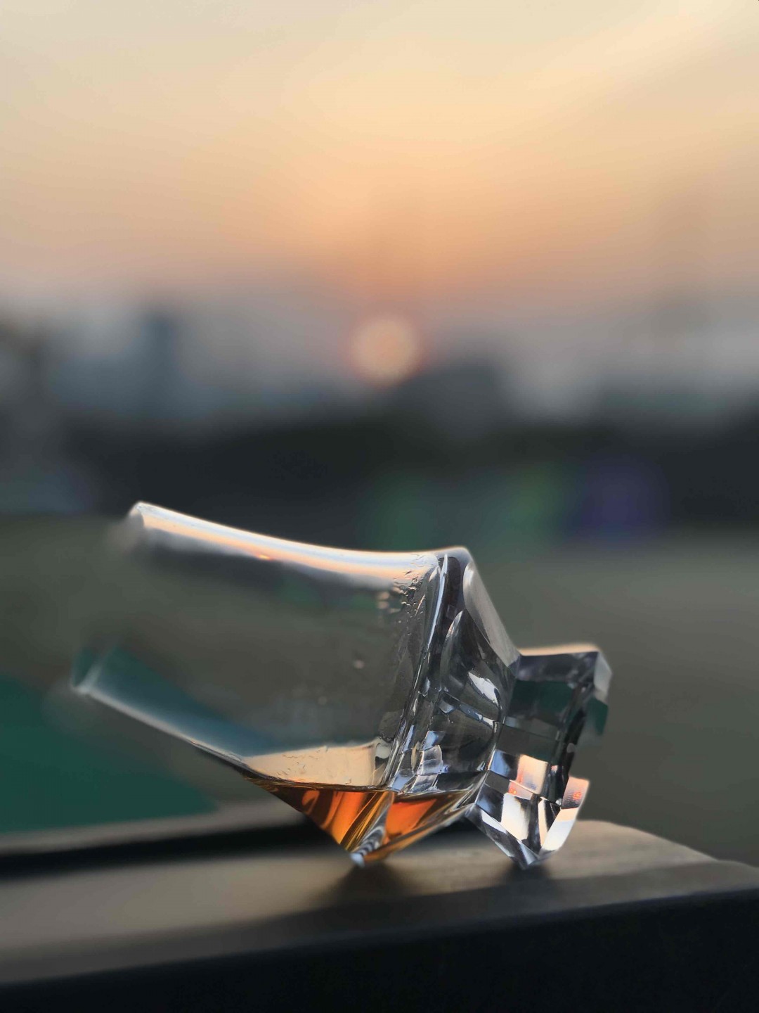 刚入手的，来几张裸照<img src='https://sdata.whiskyworm.com/xcxpics/emoji_3.png' class='emoji' />