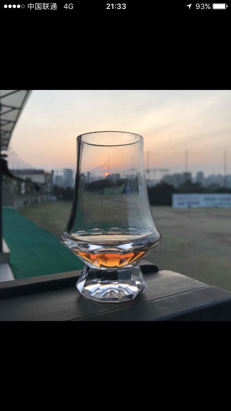 借论坛大佬图片一张 哪位大佬有多余这款的杯子愿意割爱？