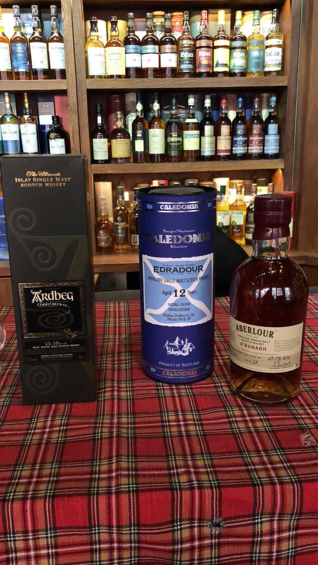 快过年了，整几瓶<img src='https://sdata.whiskyworm.com/xcxpics/emoji_14.png' class='emoji' />