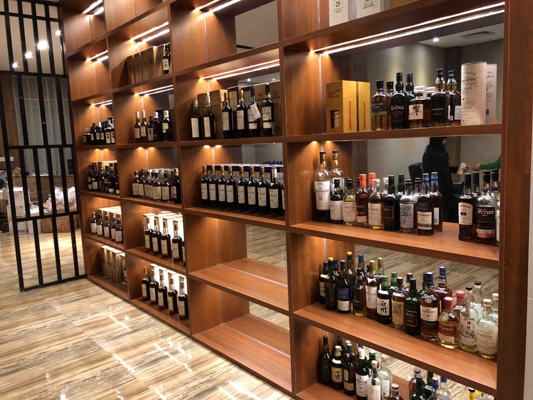 过年不出门了<img src='https://sdata.whiskyworm.com/xcxpics/emoji_14.png' class='emoji' />