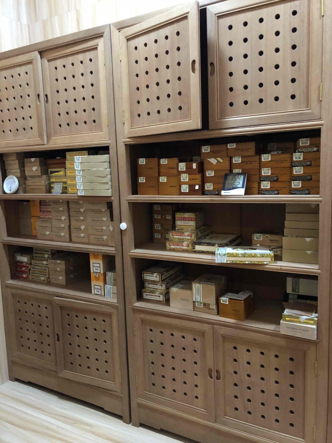 过年不出门了<img src='https://sdata.whiskyworm.com/xcxpics/emoji_14.png' class='emoji' />