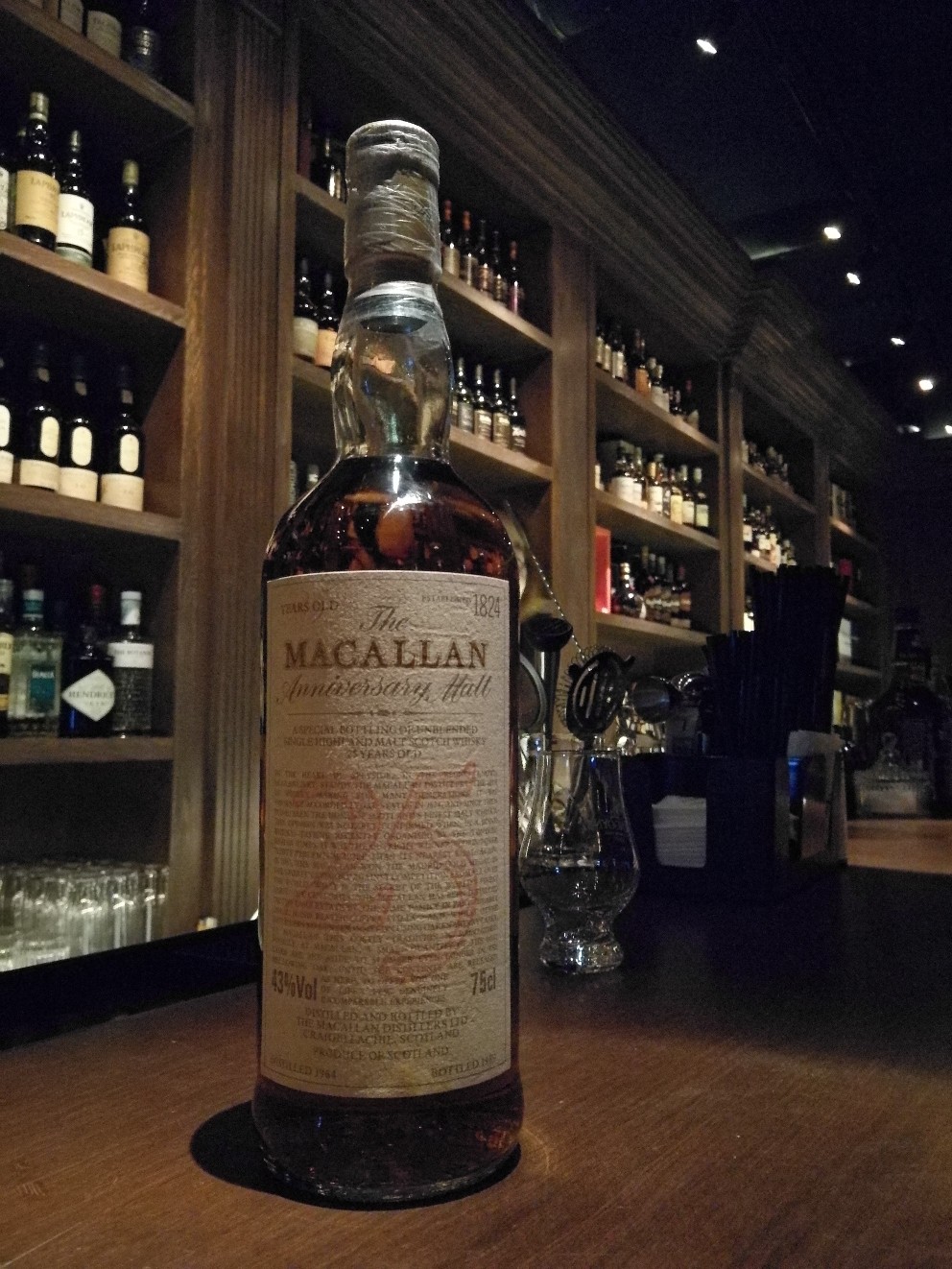 【爱喝威士忌的小孟】大年三十，开一瓶老酒爆个照