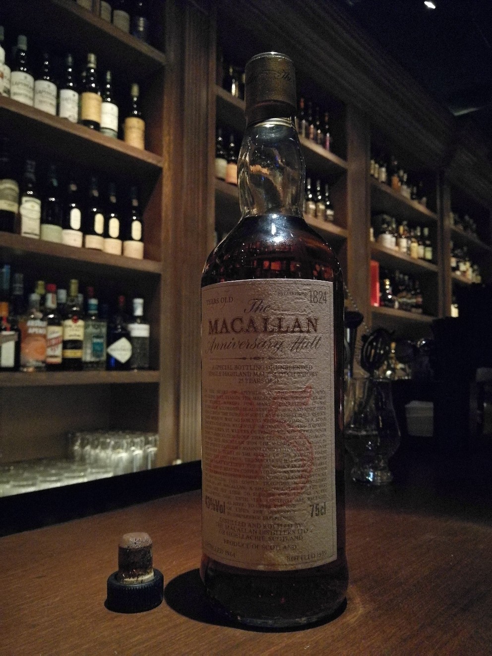 【爱喝威士忌的小孟】大年三十，开一瓶老酒爆个照