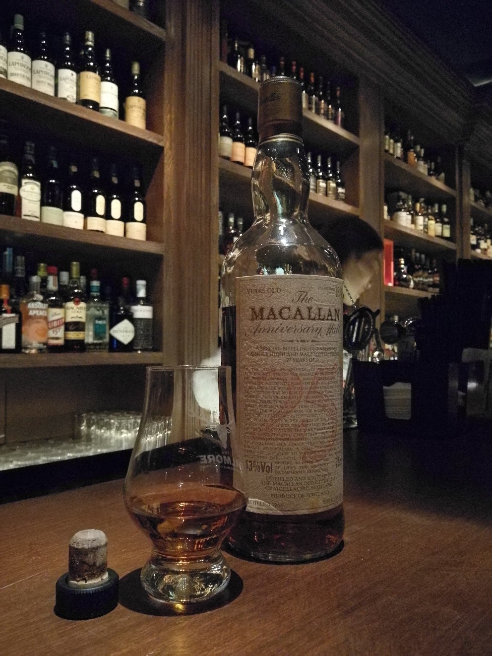 【爱喝威士忌的小孟】大年三十，开一瓶老酒爆个照