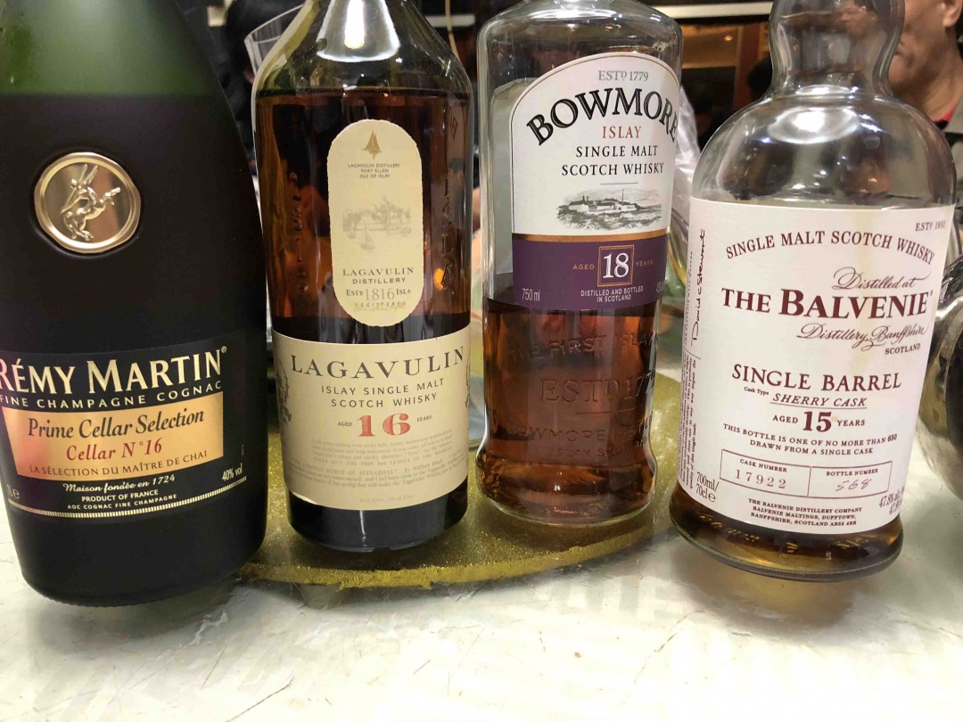 元宵佳节得吃香喝辣，大家元宵快乐