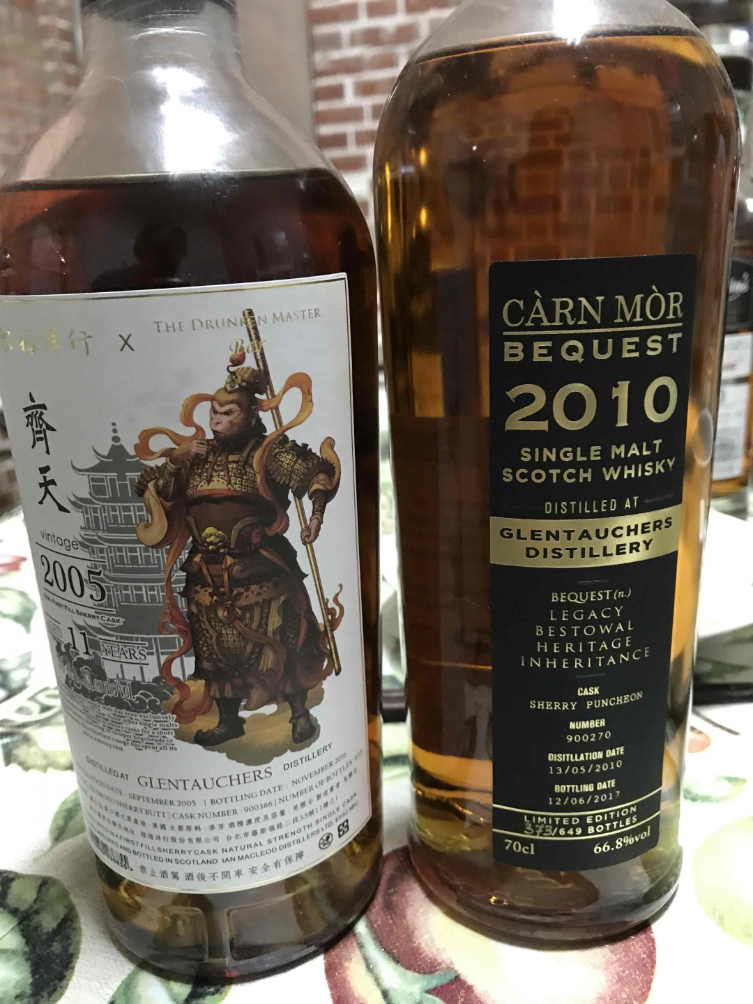 重雪之夜。最喜欢的还是多纳。今晚的1992#98山猪桶跟1992#46徐代书选桶都非常棒。