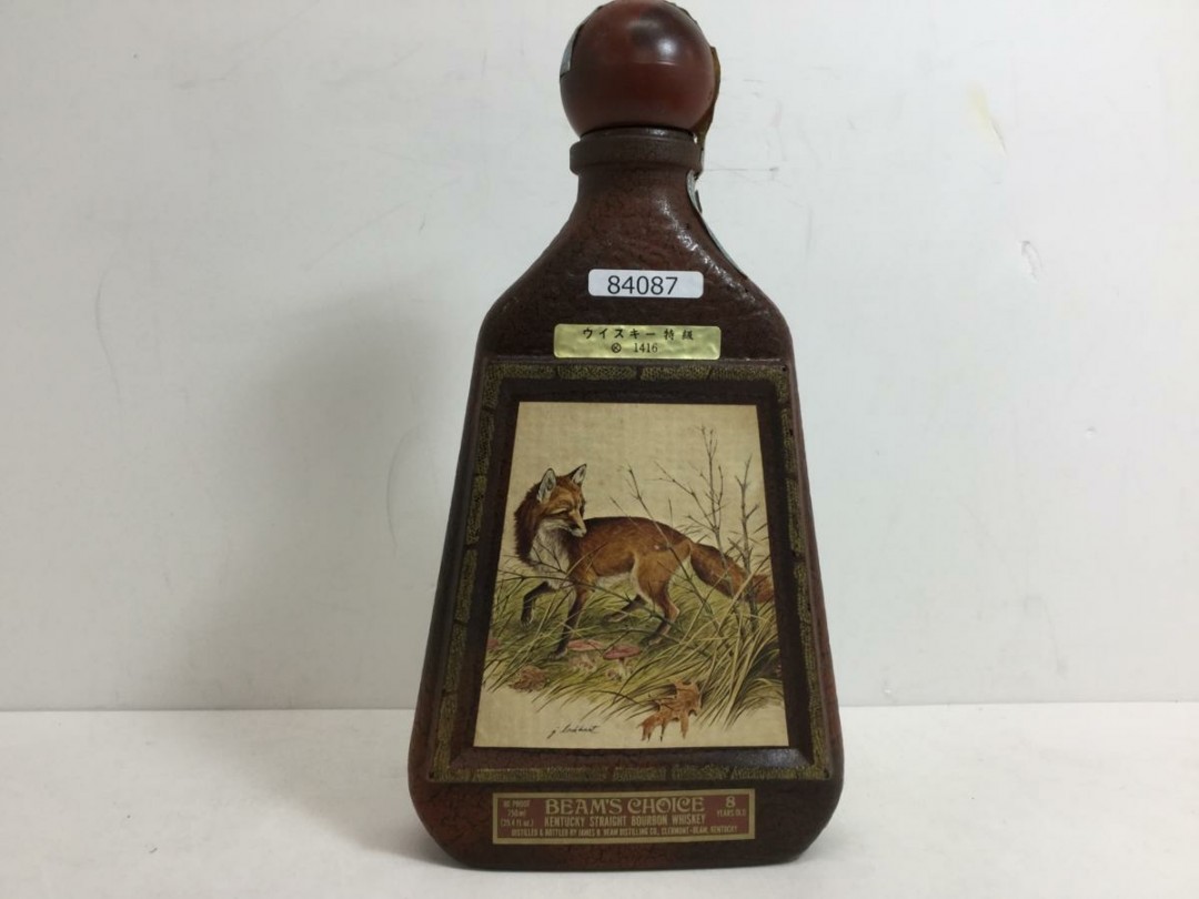 我藏的beam 波本。漂亮陶瓶秀一个