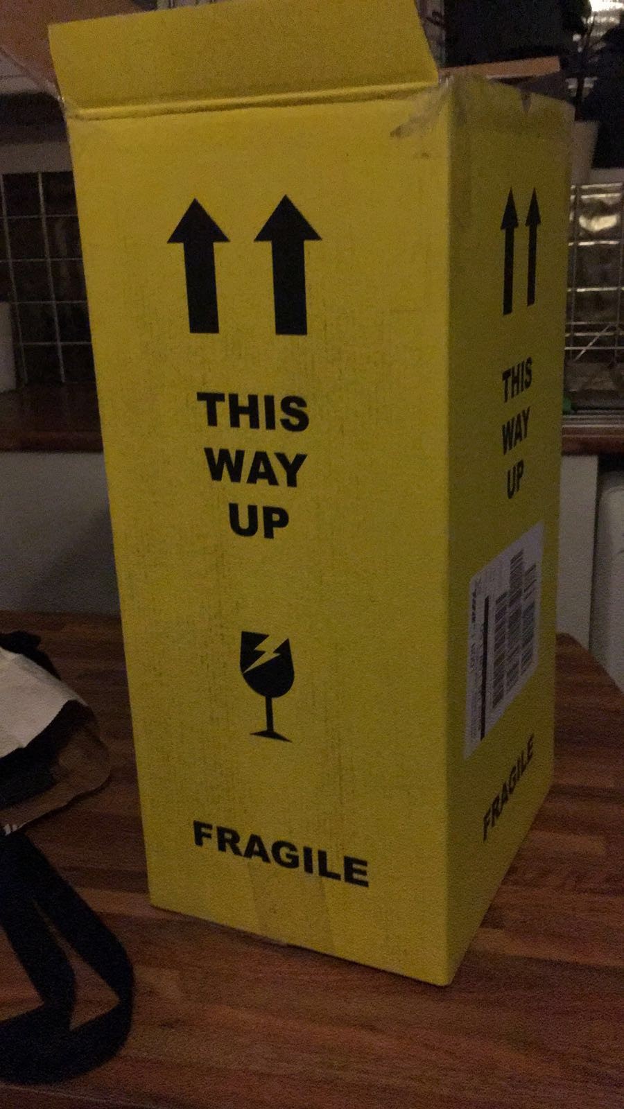 太高興了，效率真高👍 Macallan 40 (2017) 終於在英國收到了💪 全球限量465支🤣🤣🤣