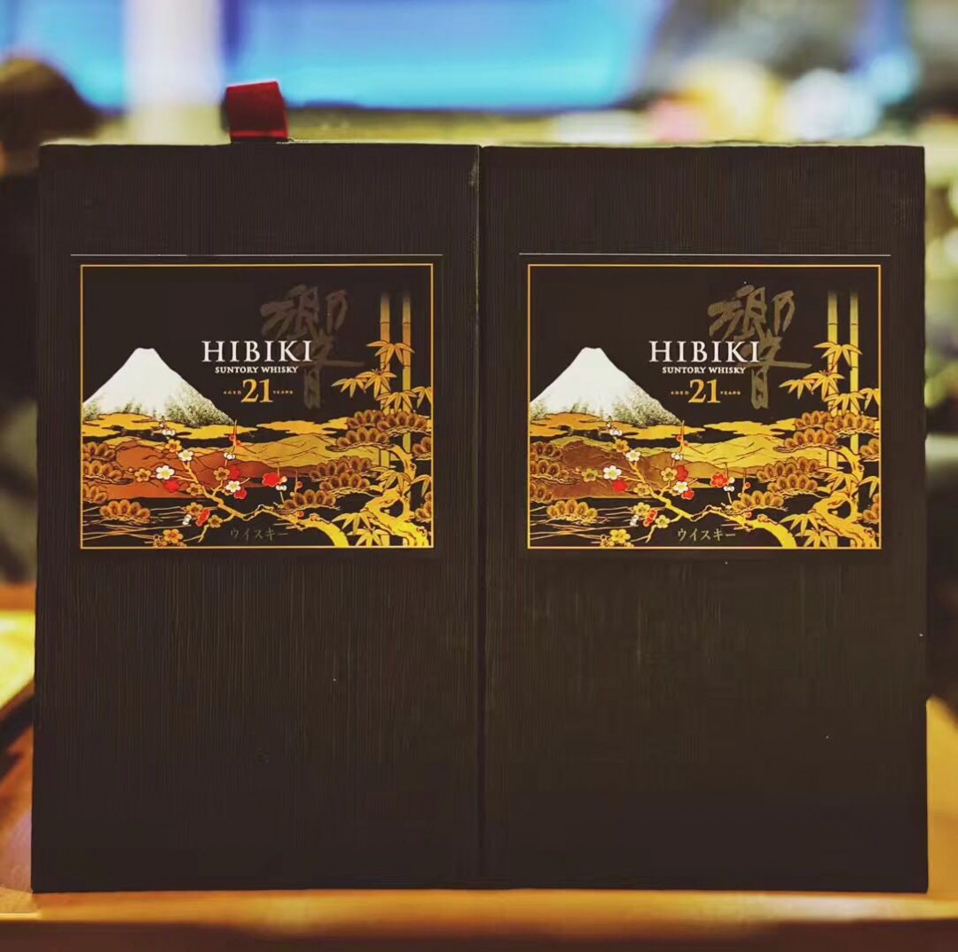 成田收入两枚～