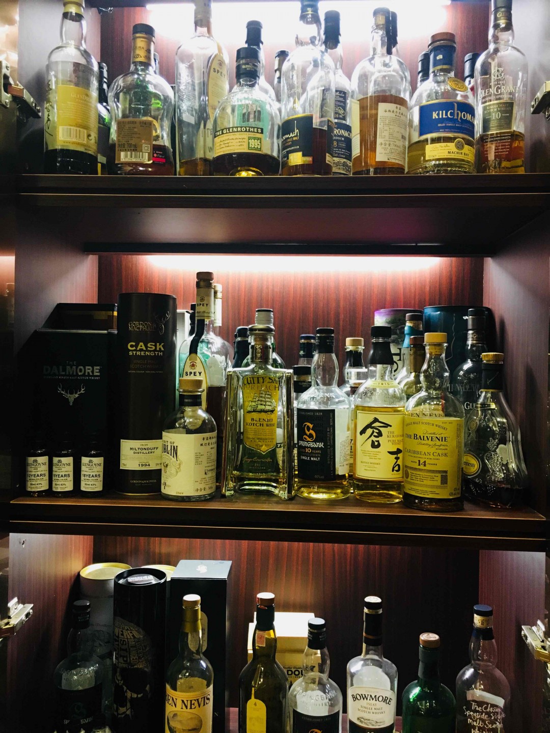 酒品多的好处就是每天可以尝试不一样的味道 都差不多见底了<img src='https://sdata.whiskyworm.com/xcxpics/emoji_29.png' class='emoji' />